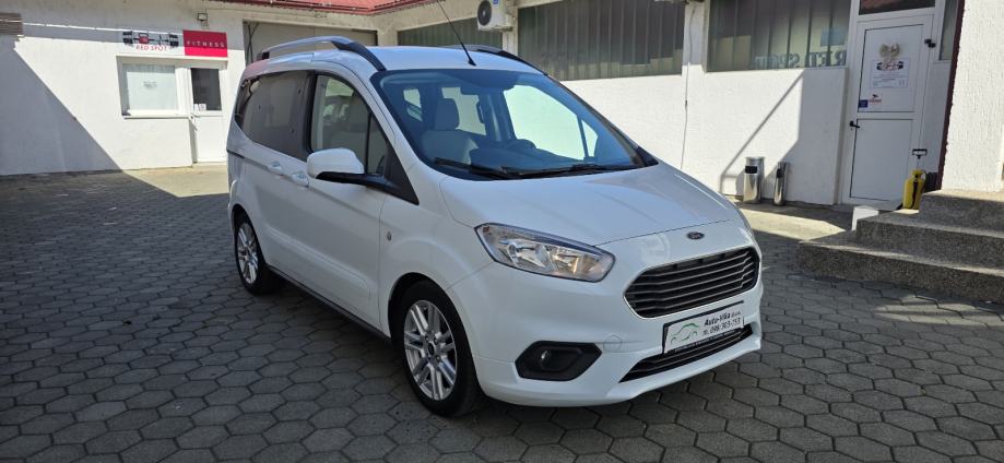 Ford Tourneo Courier 1,5 TDCi,prvi vl,nema pristojbe,garancija,leasing, fotografija 2
