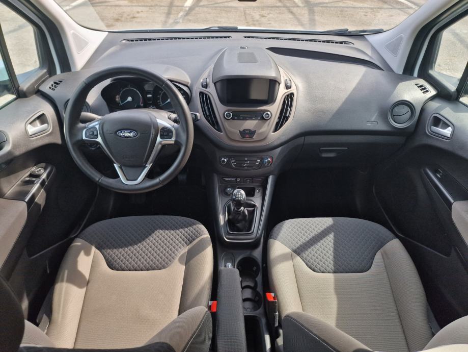 Ford Tourneo Courier 1,5 TDCi, fotografija 7