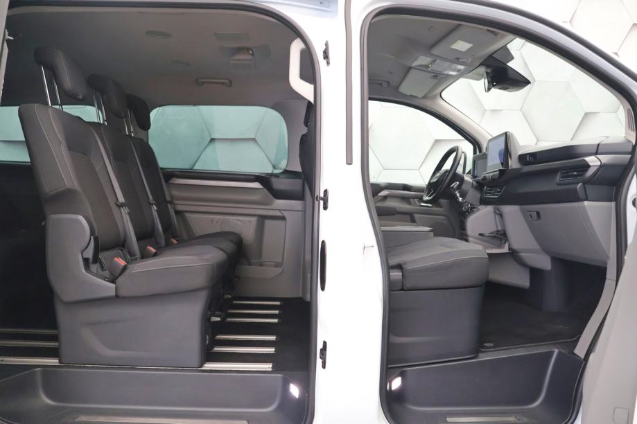 Ford Tourneo Custom L2 2.0TDCi Titanium 150KM VIRTUAL NAVI, fotografija 10