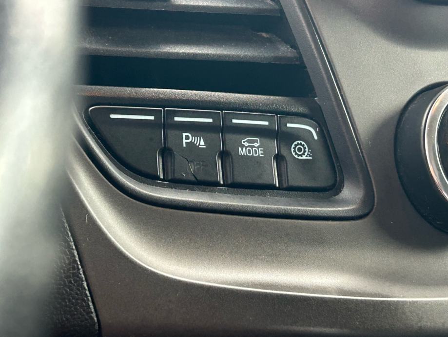 Ford Transit 2,0 TDCi 96KW.2019G.NOVI MODEL TOP STANJE BOGATA OPREMA, fotografija 18