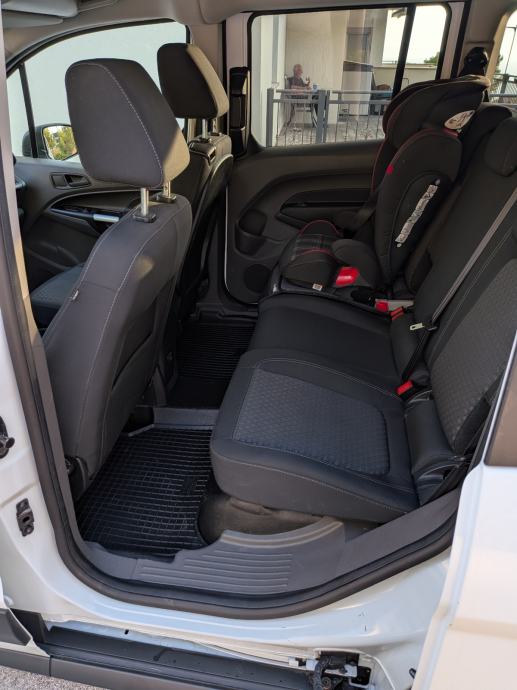 Ford Transit Connect 1,5 TDCi automatik, fotografija 7
