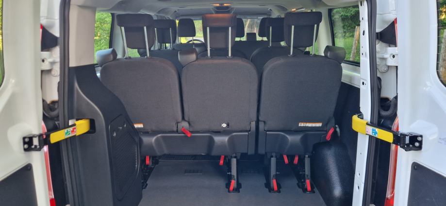 Ford Transit Custom 2.2 TDCI 8+1, fotografija 9