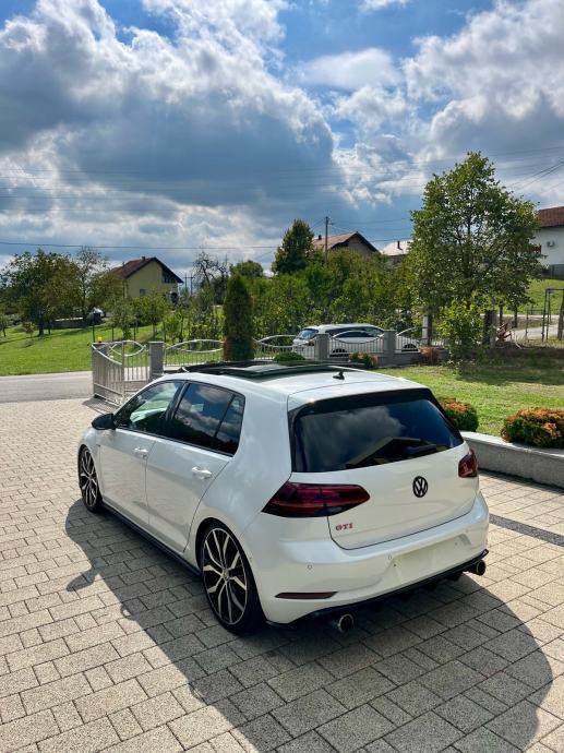 7.5 GTI Performance DSG 180kw ,Panorama ,Air Lift Performance,Carbon, fotografija 5