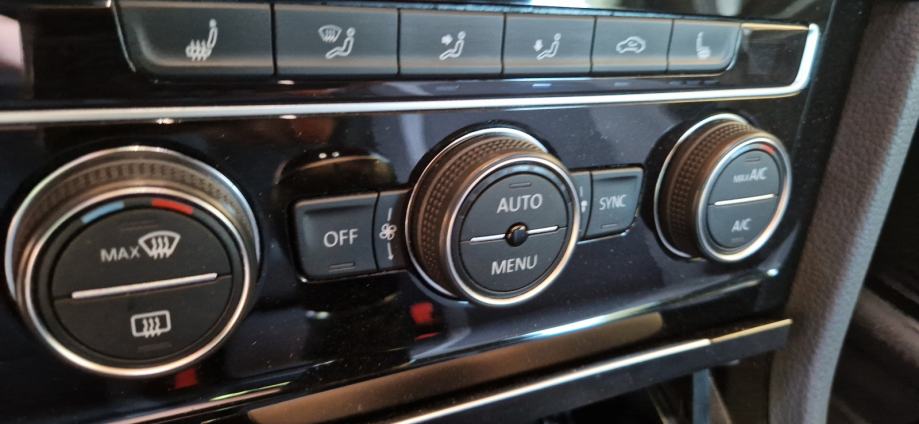 Golf 7.5, R-LINE, 2019., LED, NAVI, VIRTUAL, AMBI…., fotografija 6