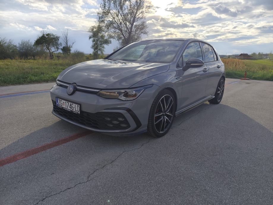 Golf 8 GTD 2.0 TDI '23.god Matrix Panorama DSG 19" Keyless Harman kard, pogled izvana - slika 3