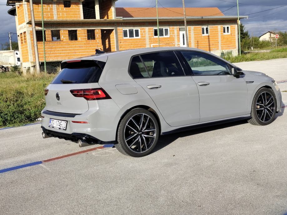 Golf 8 GTD 2.0 TDI '23.god Matrix Panorama DSG 19" Keyless Harman kard, pogled izvana - slika 5