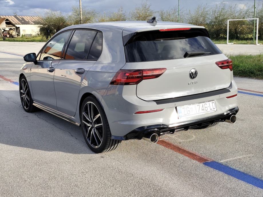 Golf 8 GTD 2.0 TDI '23.god Matrix Panorama DSG 19" Keyless Harman kard, fotografija 6