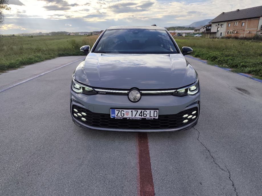 Golf 8 GTD 2.0 TDI '23.god Matrix Panorama DSG 19" Keyless Harman kard, fotografija 9