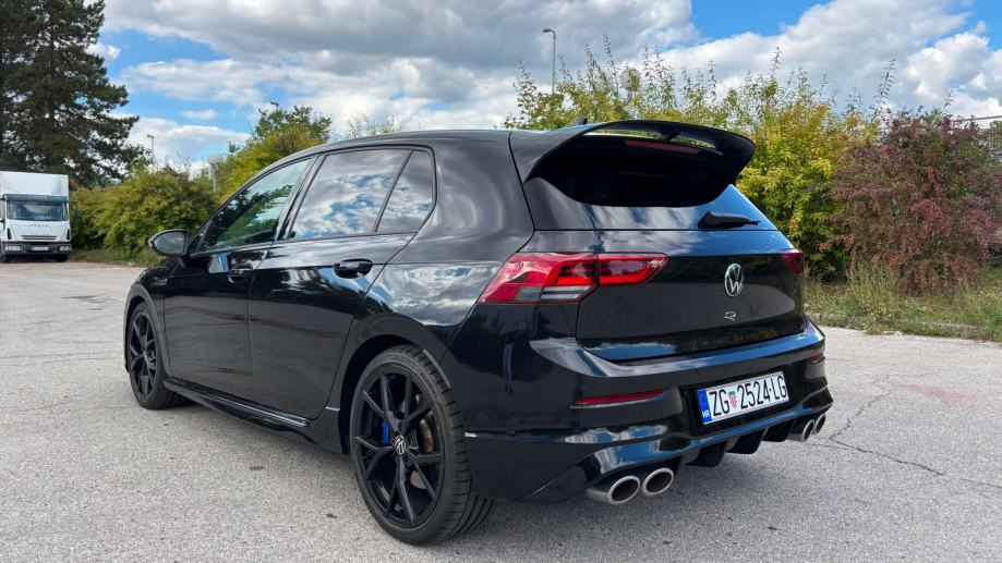 Golf 8 R 4M **Performance**Harman Kardon**DCC ovjes**TOP STANJE, fotografija 5