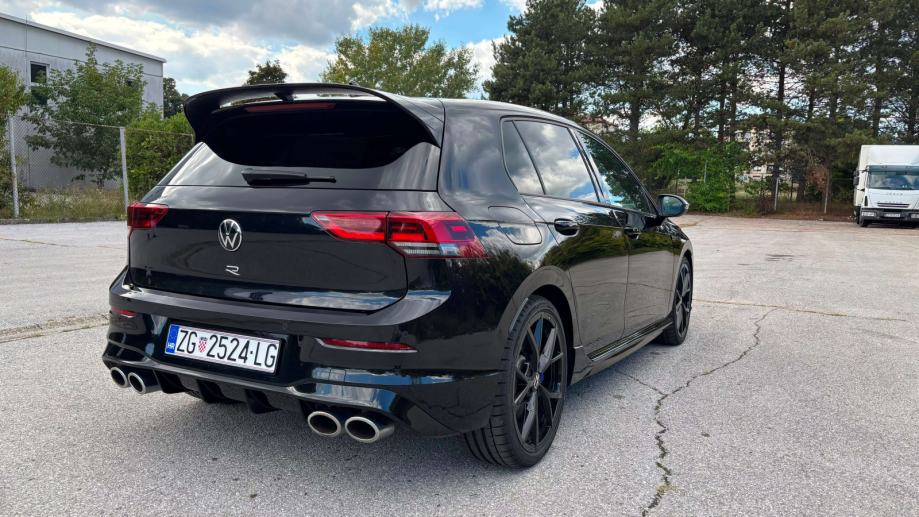 Golf 8 R 4M **Performance**Harman Kardon**DCC ovjes**TOP STANJE, fotografija 6