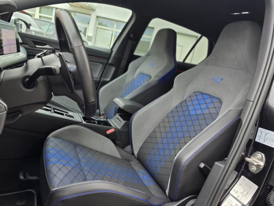 Golf 8 R 4M **Performance**Harman Kardon**DCC ovjes**TOP STANJE, fotografija 10
