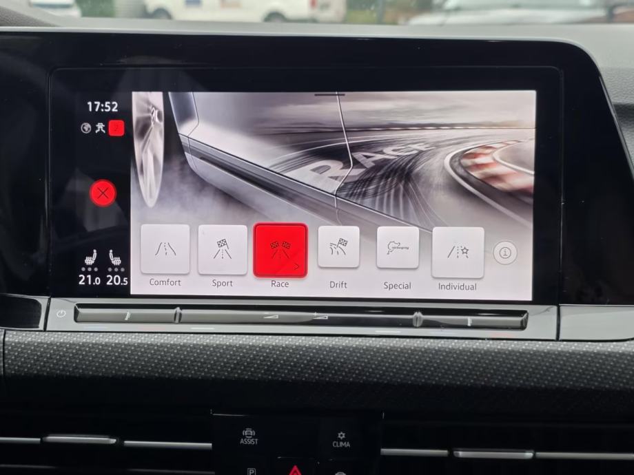 Golf 8 R 4M **Performance**Harman Kardon**DCC ovjes**TOP STANJE, fotografija 15