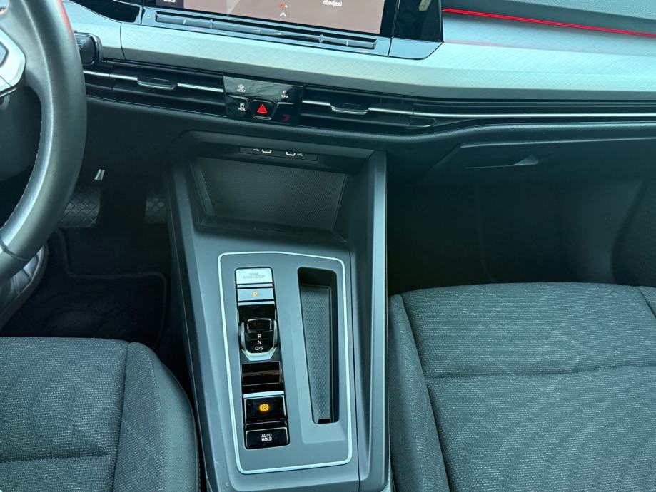 Golf 8 variant 2.0tdi dsg 2023. Godina, fotografija 9