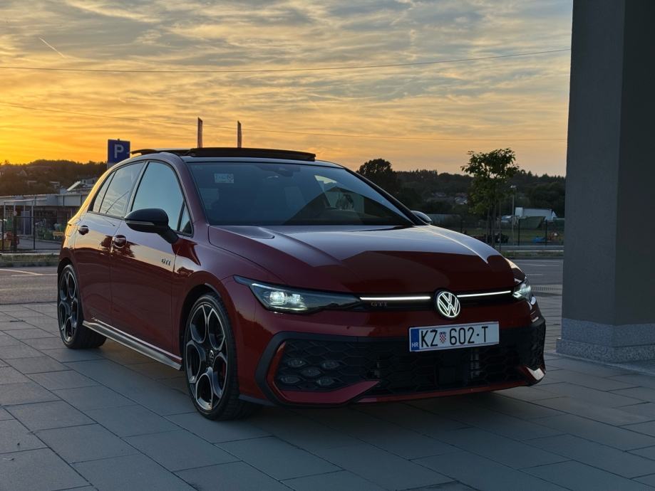 GOLF 8.5 GTI, 2024. god, 50tkm, H&K, PANORAMA, REG. 9/27., GARANCIJA, fotografija 15