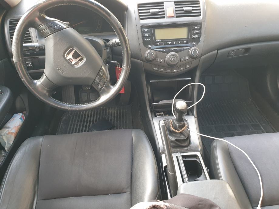 Honda Accord 2,0 i Plin,, fotografija 7