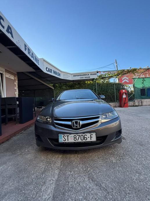 Honda Accord 2,0 PLIN, fotografija 5