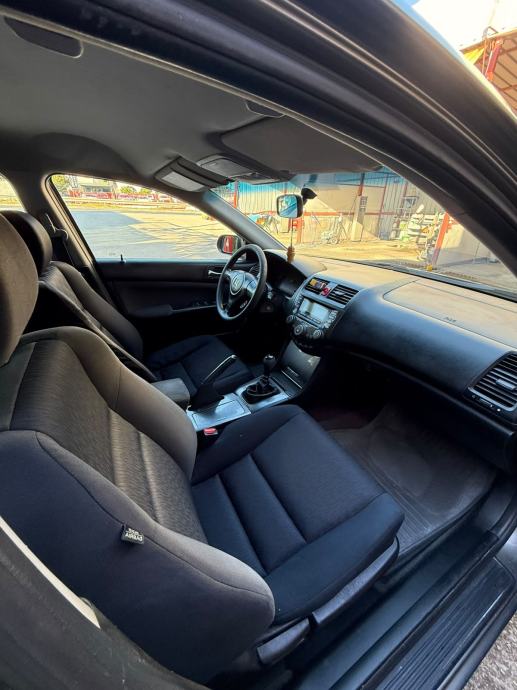 Honda Accord 2,0 PLIN, fotografija 13