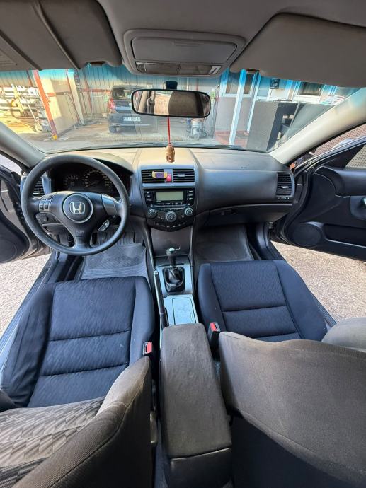 Honda Accord 2,0 PLIN, fotografija 14