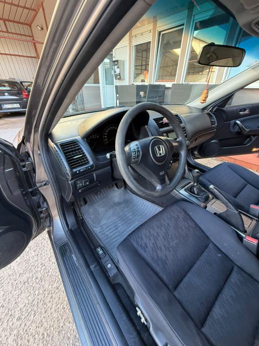 Honda Accord 2,0 PLIN, fotografija 12
