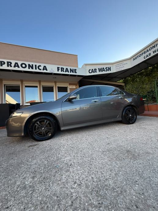 Honda Accord 2,0 PLIN, fotografija 10
