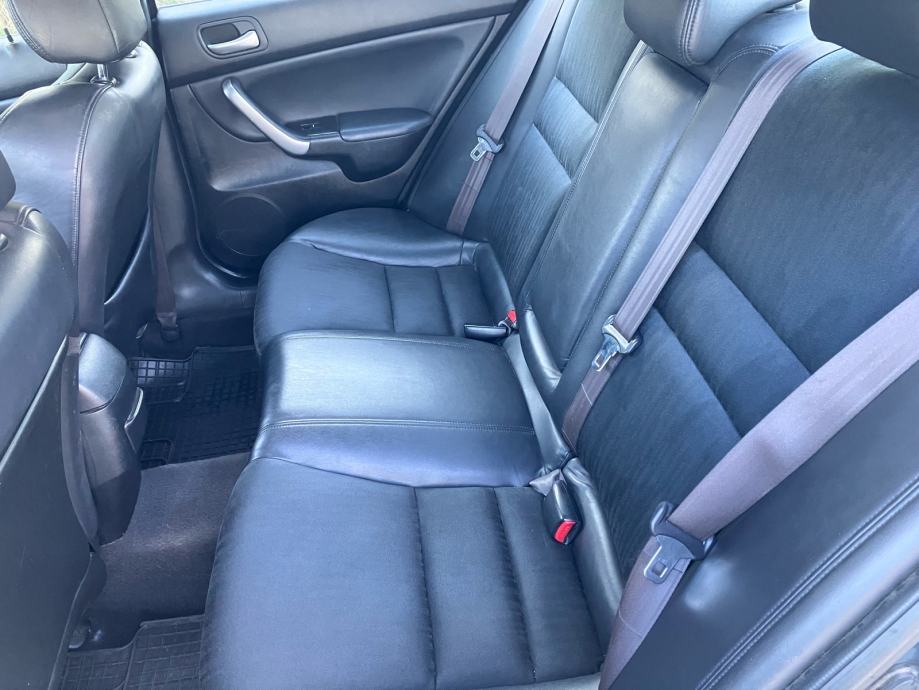 Honda Accord 2,0 i Sport, fotografija 12