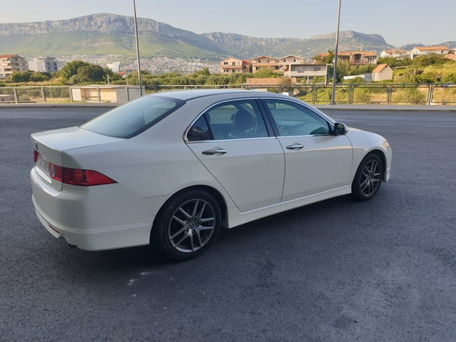Honda Accord 2 4