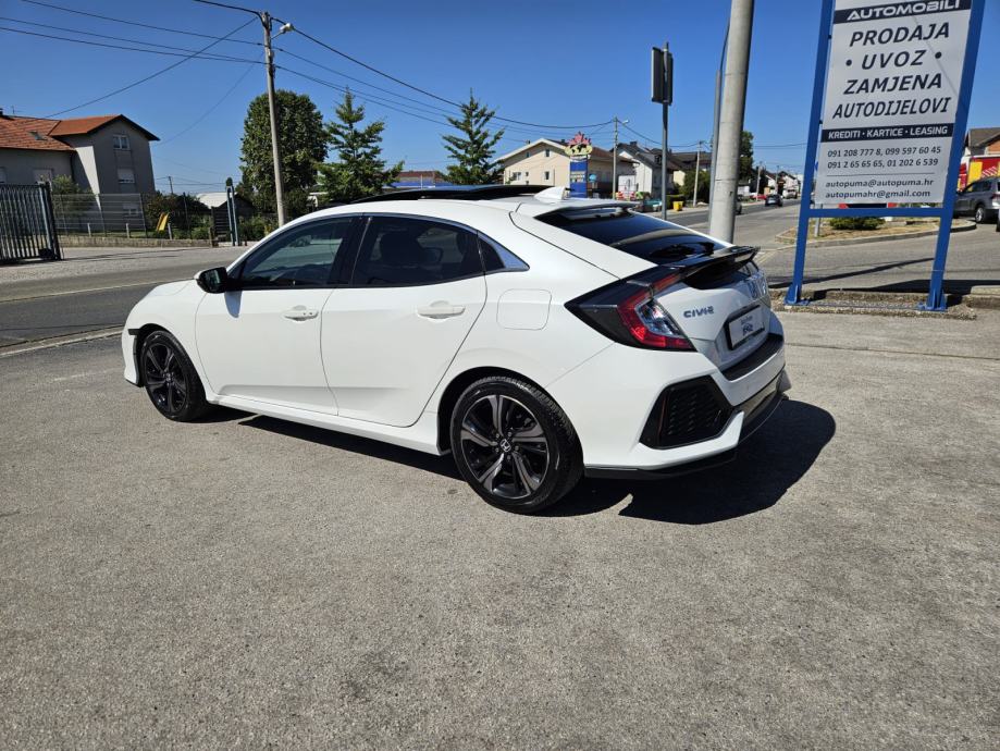 Honda Civic 1,0T VTEC,NAVIGACIJA,PDC,STRAŽNJA KAMERA,PANORAMA,ACC, fotografija 3