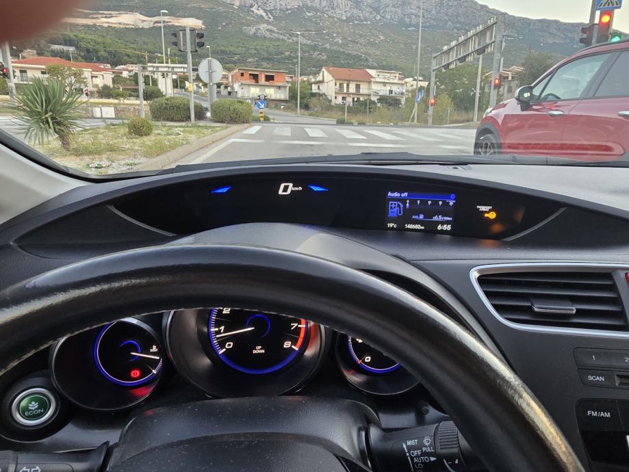 Honda Civic 1,4 Sport, fotografija 13