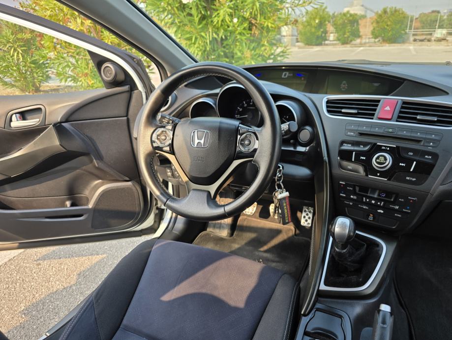 Honda Civic 1,4 Sport, fotografija 11