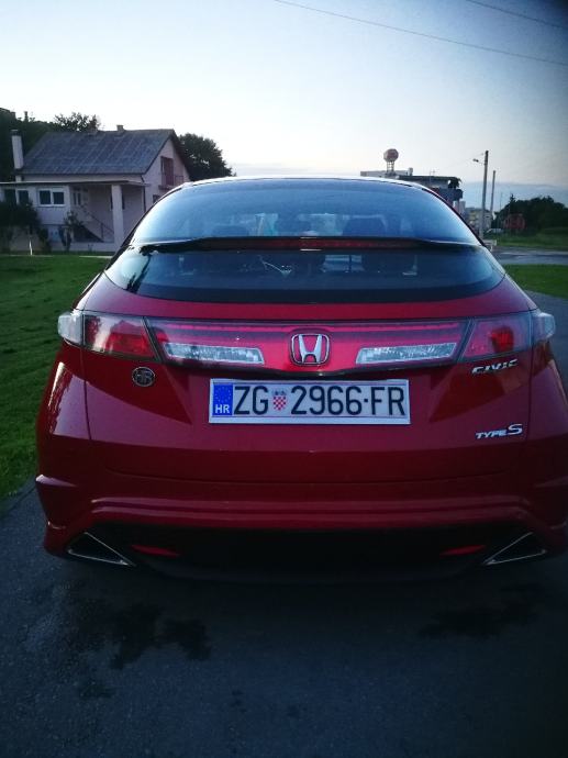 Honda Civic 1,4 Sport TYPE S izuzetno atraktivanJ E D I N S T V E N