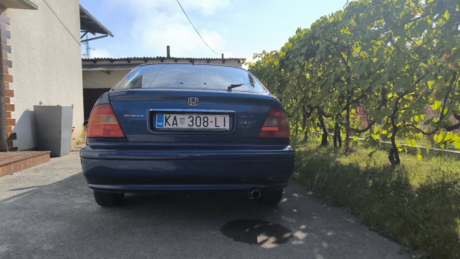 Honda Civic 1.5 155tkm, pogled izvana - slika 4