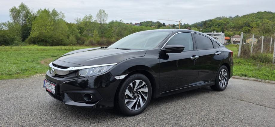 Honda Civic 1,5T reg. do 09/27, VRHUNSKO STANJE!!!, fotografija 5