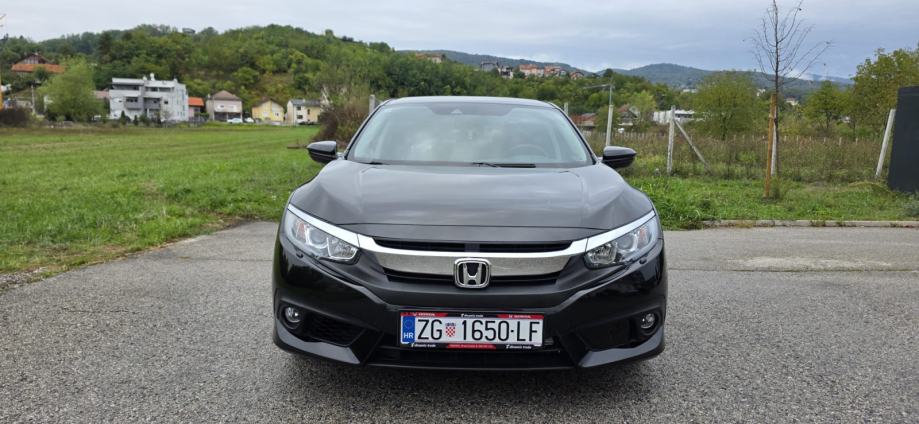 Honda Civic 1,5T reg. do 09/27, VRHUNSKO STANJE!!!, fotografija 7
