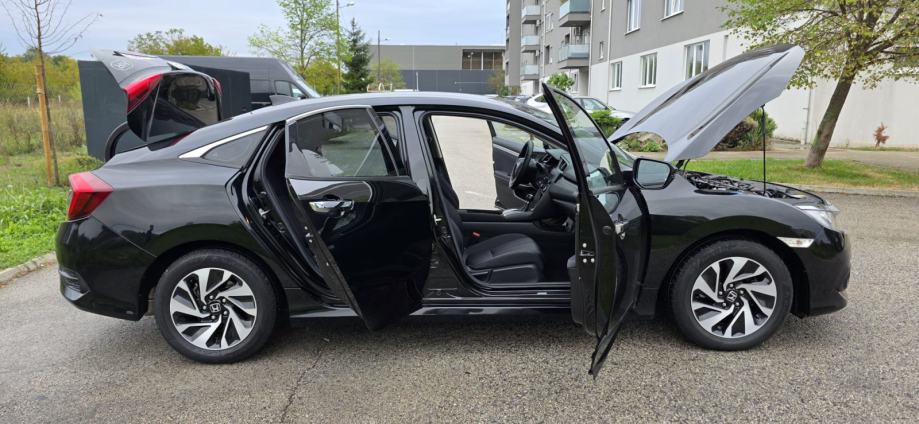 Honda Civic 1,5T reg. do 09/27, VRHUNSKO STANJE!!!, fotografija 12
