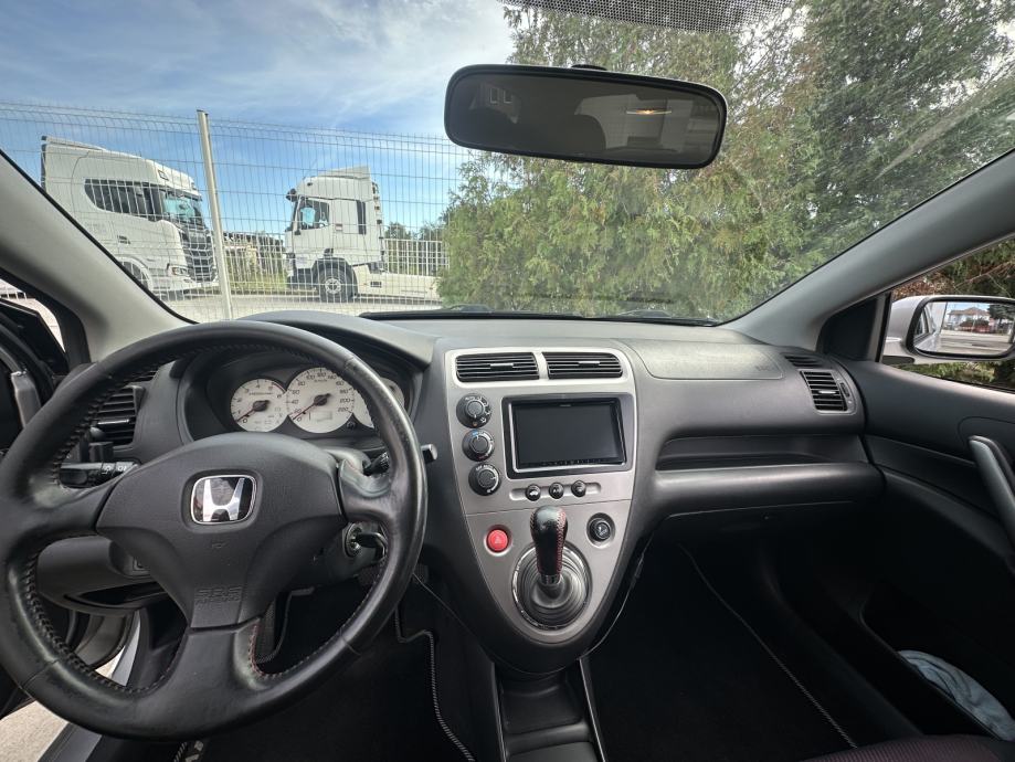 Honda Civic 1.7 Sport, fotografija 6