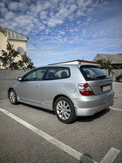Honda Civic 1.7 Sport, fotografija 5