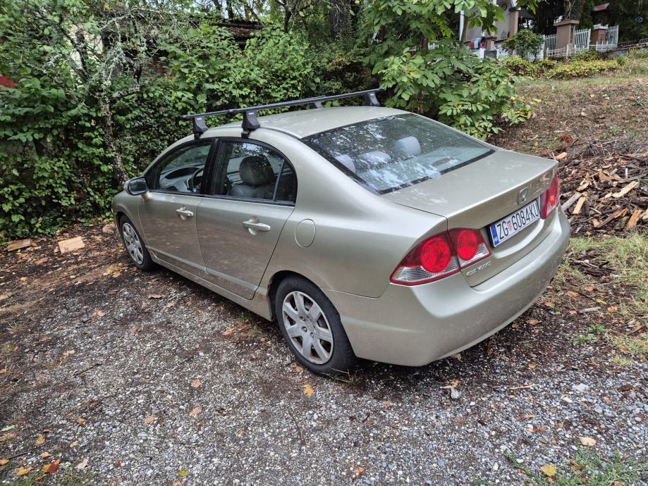Honda Civic 1,8 i, fotografija 4