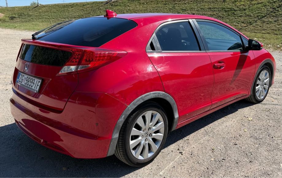 Honda Civic 1.8 i-VTEC Sport – 2012. – 140.000 km, fotografija 5