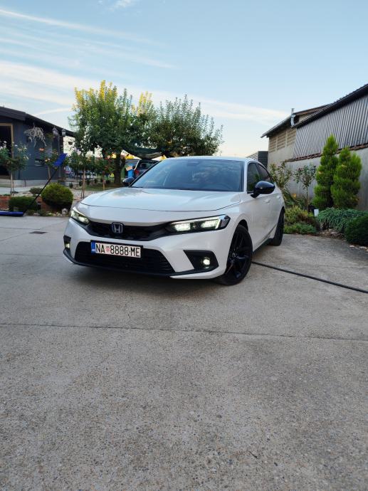 Honda Civic 2.0 eHEV hybrid, pogled izvana - slika 2