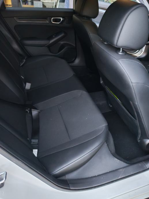 Honda Civic 2.0 eHEV hybrid, fotografija 10