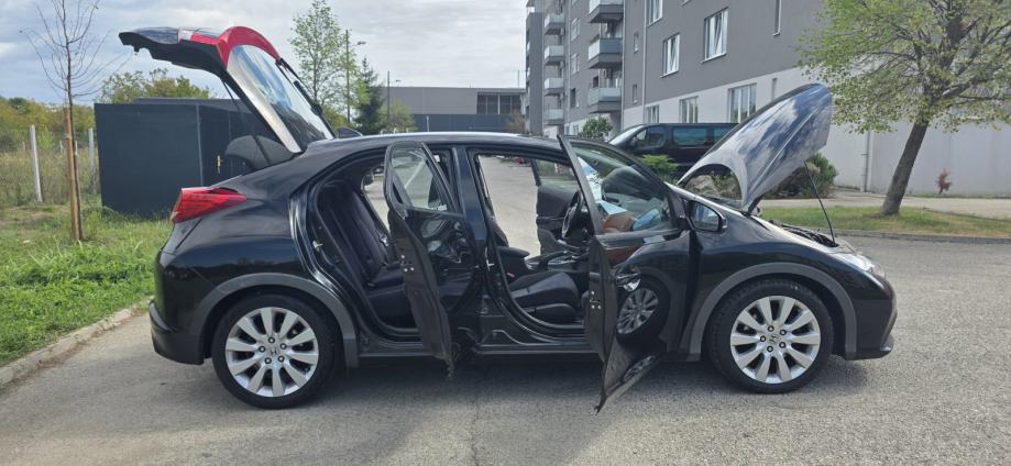 Honda Civic 2,2 reg. do 12/26, Vrlo dobro stanje, fotografija 13