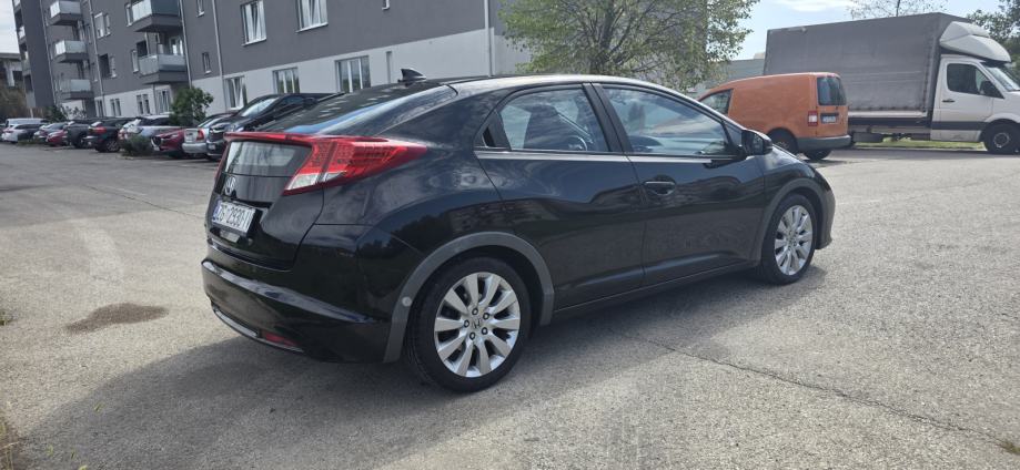 Honda Civic 2,2 reg. do 12/26, Vrlo dobro stanje, fotografija 14