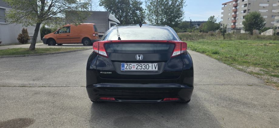 Honda Civic 2,2 reg. do 12/26, Vrlo dobro stanje, fotografija 16