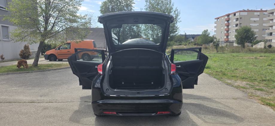 Honda Civic 2,2 reg. do 12/26, Vrlo dobro stanje, fotografija 17