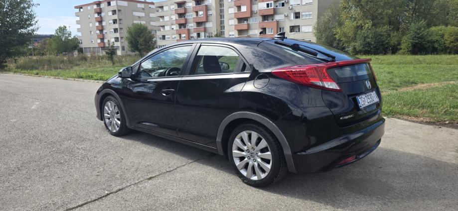 Honda Civic 2,2 reg. do 12/26, Vrlo dobro stanje, fotografija 19