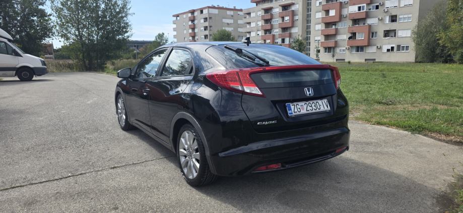 Honda Civic 2,2 reg. do 12/26, Vrlo dobro stanje, fotografija 18