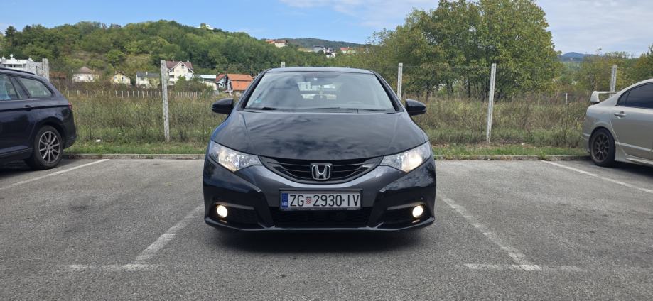 Honda Civic 2,2 reg. do 12/26, Vrlo dobro stanje, fotografija 2