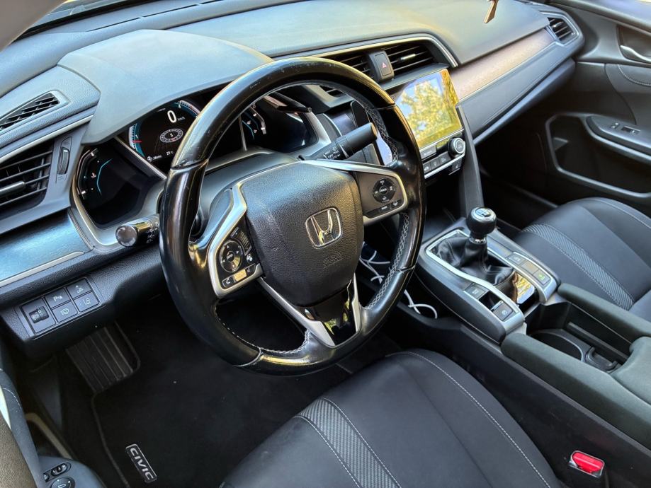 Honda Civic 1,6 i-DTEC 2019 - 1. Vlasnik - Svi servisi Honda - 209 tkm, fotografija 5