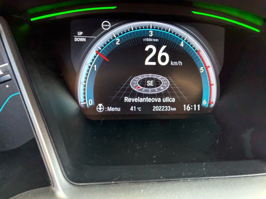 Honda Civic 1,6 i-DTEC 2019 - 1. Vlasnik - Svi servisi Honda - 209 tkm, fotografija 7