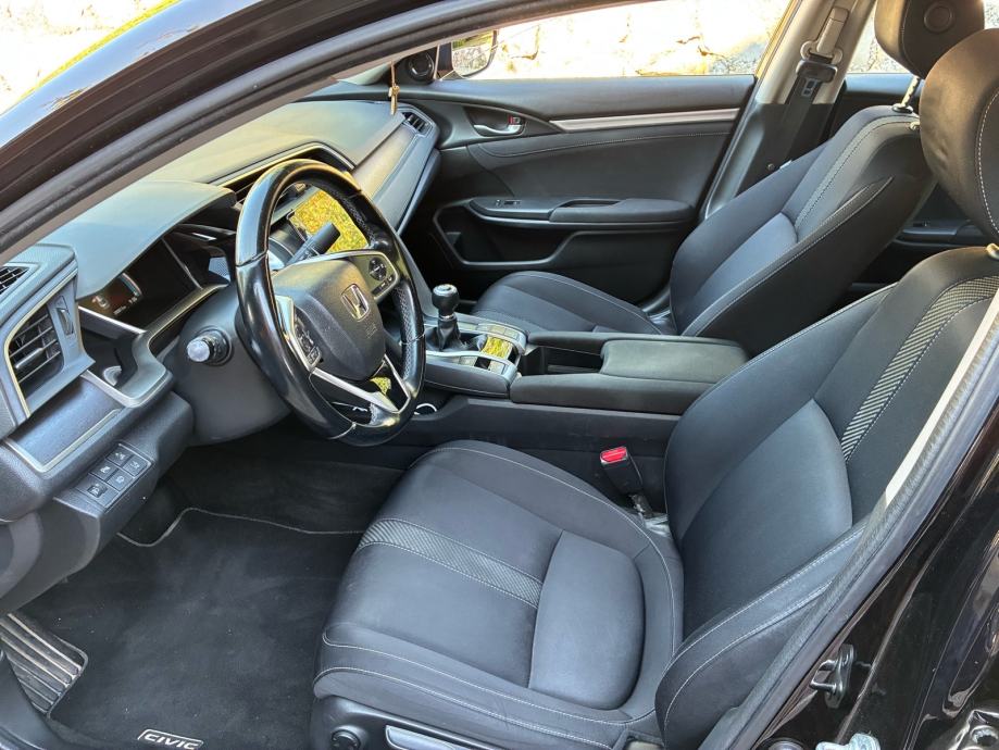 Honda Civic 1,6 i-DTEC 2019 - 1. Vlasnik - Svi servisi Honda - 209 tkm, fotografija 9